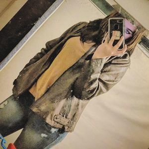 Meet your Posher, Aries